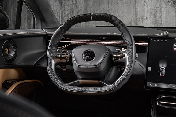 Lotus Eletre 26 of 30