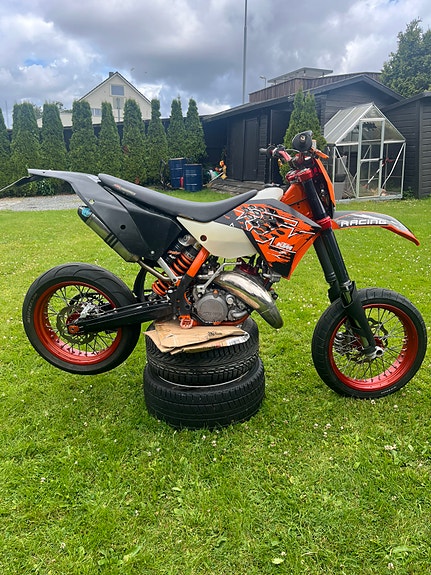 KTM 125 EXC 2 of 5