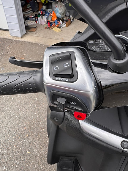 Piaggio MP3 500 LT 9 of 25