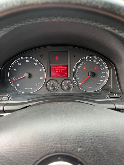 Volkswagen Golf V 11 of 27