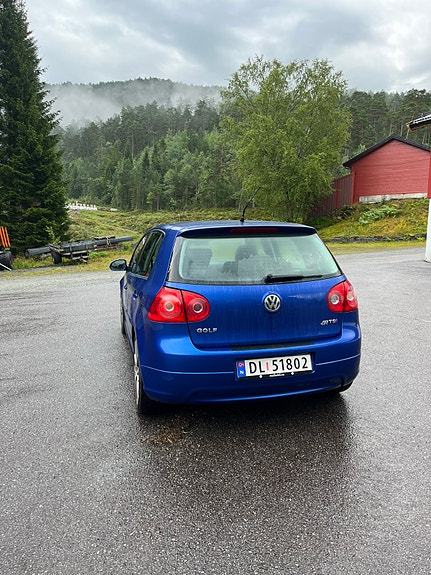 Volkswagen Golf V 3 of 27