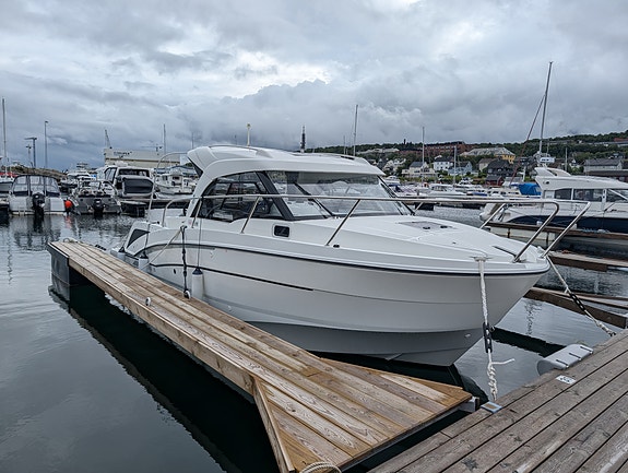 Antares 8 m/ 200 hk 5 of 5