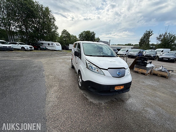 Nissan e-NV200 2 of 30
