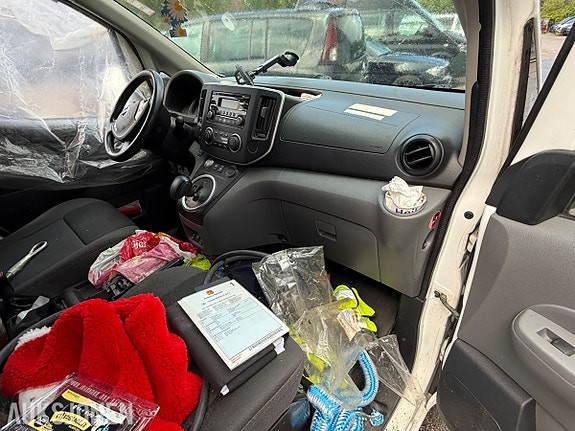 Nissan e-NV200 26 of 30