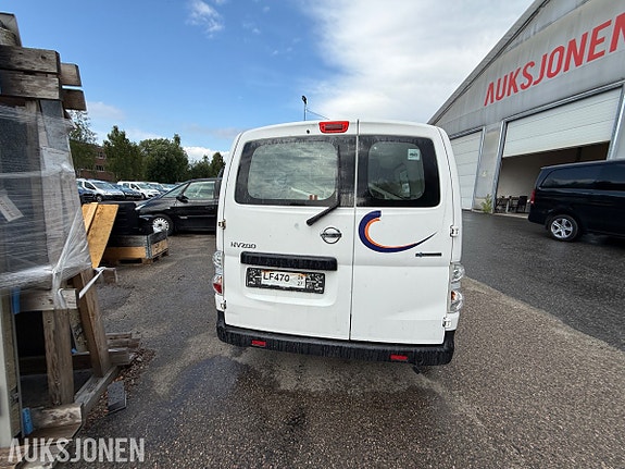 Nissan e-NV200 3 of 30