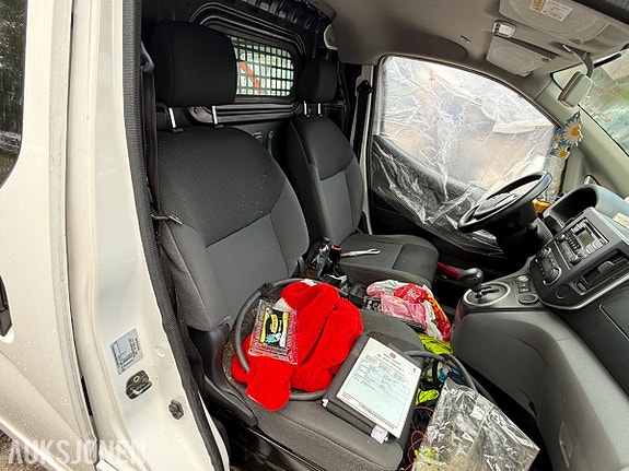 Nissan e-NV200 21 of 30