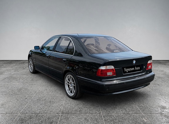 BMW 3 of 5
