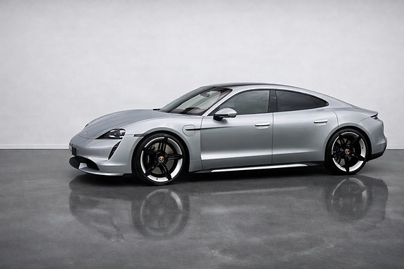 Porsche Taycan 15 of 30