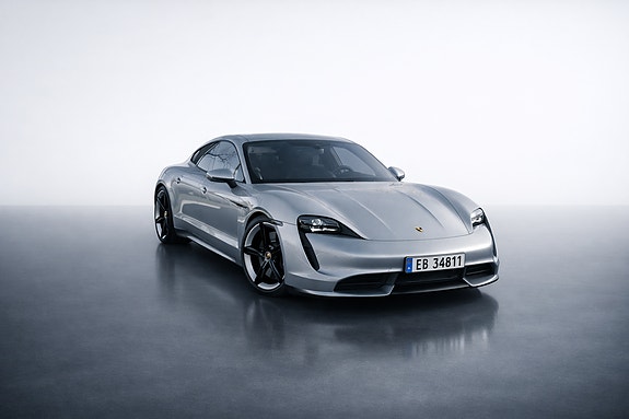 Porsche Taycan 5 of 5