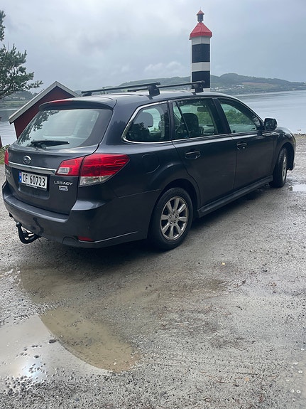 Subaru Legacy 5 of 29