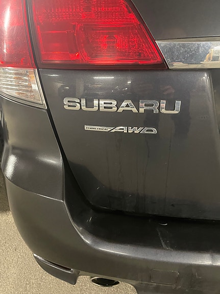 Subaru Legacy 14 of 29