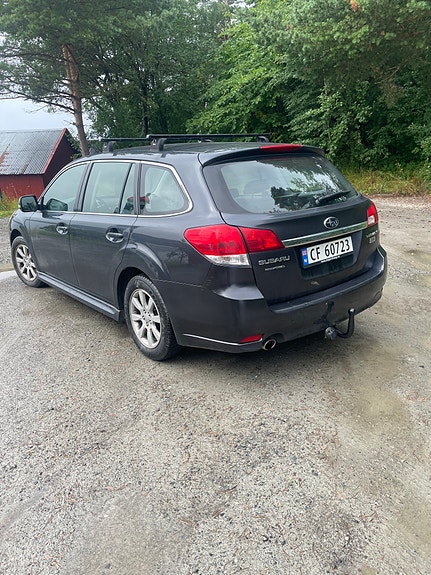 Subaru Legacy 6 of 29
