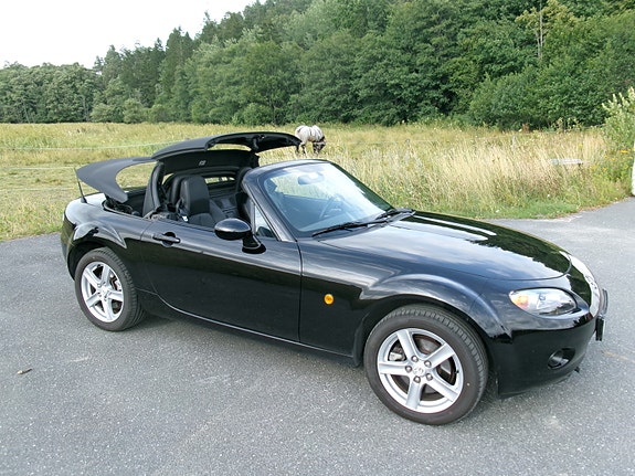 Mazda MX-5 7 of 14