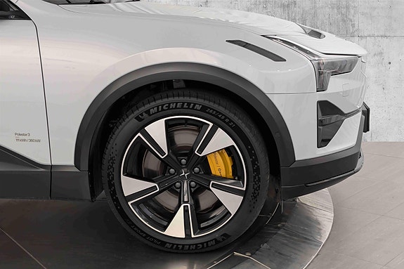 Polestar 3 15 of 30