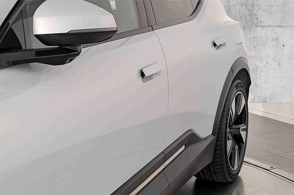 Polestar 3 5 of 30
