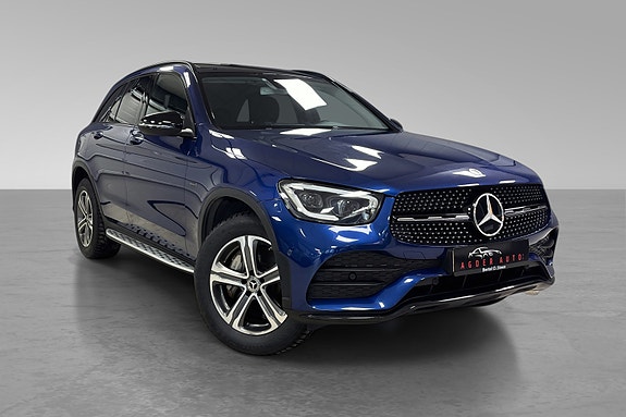 Mercedes-Benz GLC300 e 2 of 30
