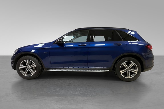 Mercedes-Benz GLC300 e 9 of 30