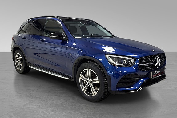 Mercedes-Benz GLC300 e 5 of 30
