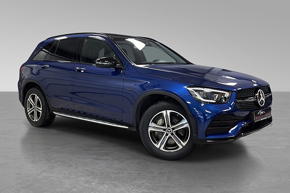Mercedes-Benz GLC300 e 3 of 30