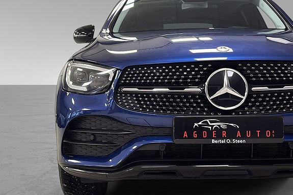 Mercedes-Benz GLC300 e 8 of 30