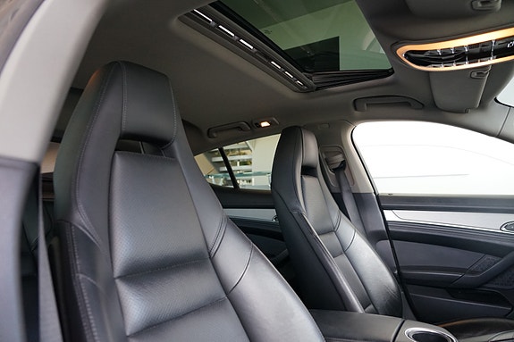 Porsche Panamera 13 of 20