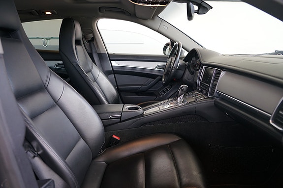 Porsche Panamera 12 of 20