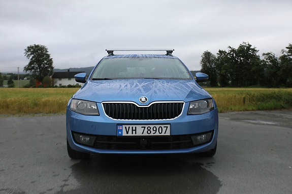 Skoda Octavia 2 of 24