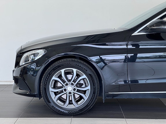 Mercedes-Benz C220 d 5 of 30