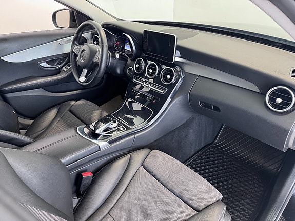 Mercedes-Benz C220 d 14 of 30