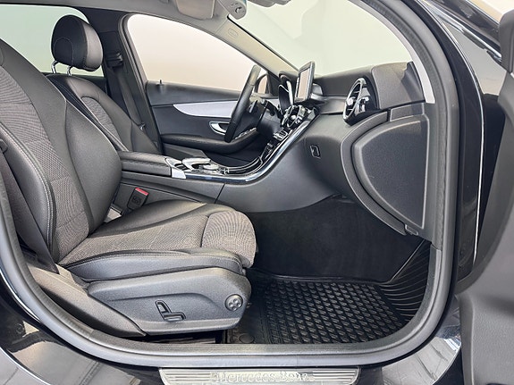 Mercedes-Benz C220 d 16 of 30