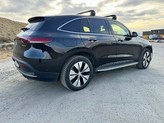 Mercedes-Benz EQC400 3 of 15
