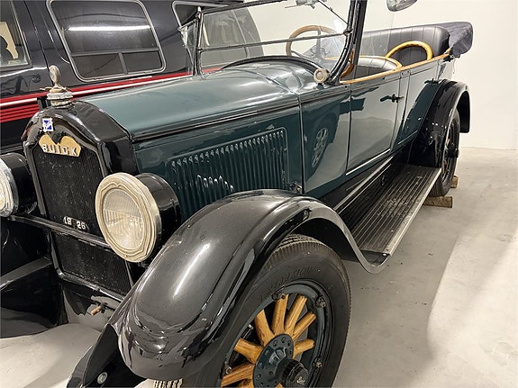 Buick Andre 2 of 30
