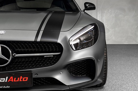 Mercedes-Benz AMG GT S 19 of 30