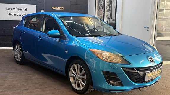 Mazda 3 3 of 5