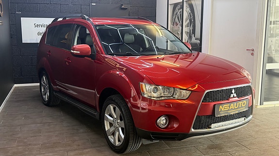 Mitsubishi Outlander 3 of 5
