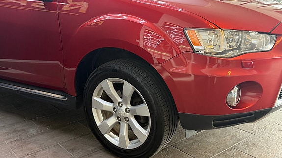 Mitsubishi Outlander 4 of 5