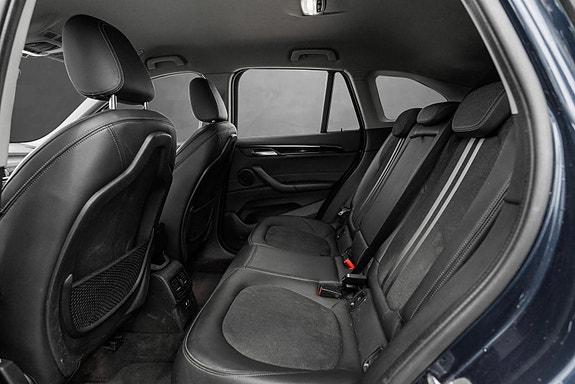 BMW X1 19 of 22