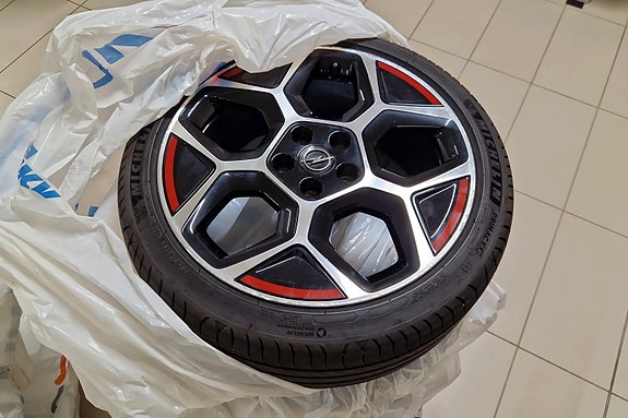 Opel Astra 24 of 25