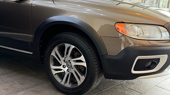 Volvo XC70 4 of 5