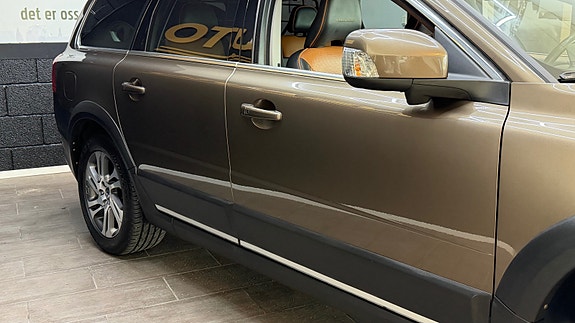Volvo XC70 5 of 5