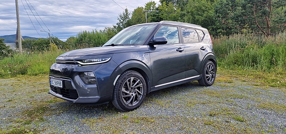 Kia e-Soul 3 of 5