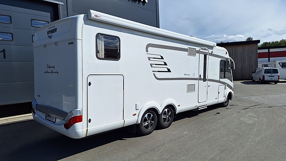 Hymer B 778 PL 2 x solcelle - Litiumsbatteri x 2 - Alde. 3 of 30