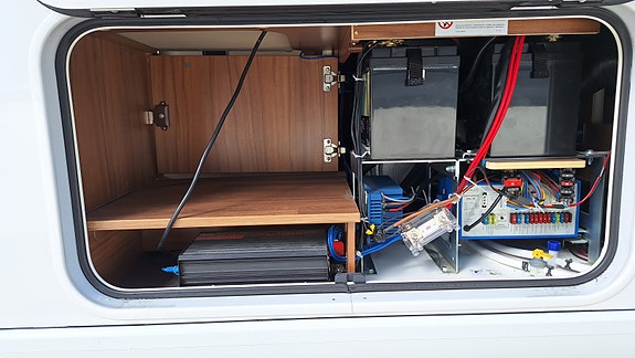 Hymer B 778 PL 2 x solcelle - Litiumsbatteri x 2 - Alde. 6 of 30