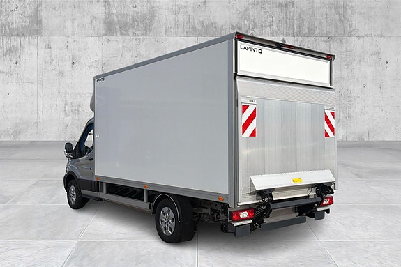 Ford Transit 2 of 5