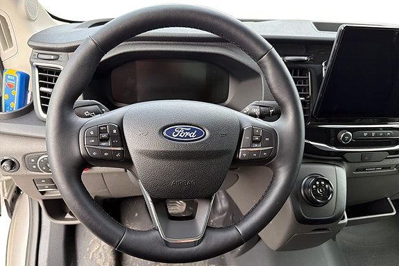 Ford Transit 11 of 14