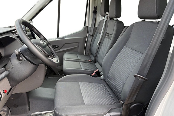 Ford Transit 12 of 14