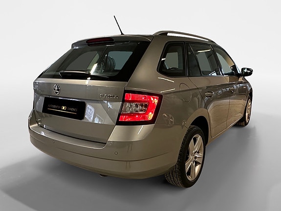 Skoda Fabia 7 of 30