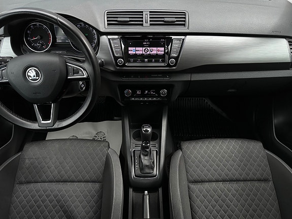Skoda Fabia 16 of 30