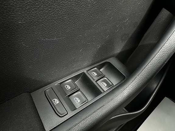 Skoda Fabia 9 of 30