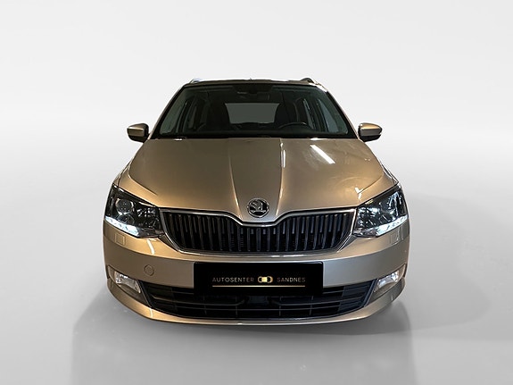 Skoda Fabia 2 of 30